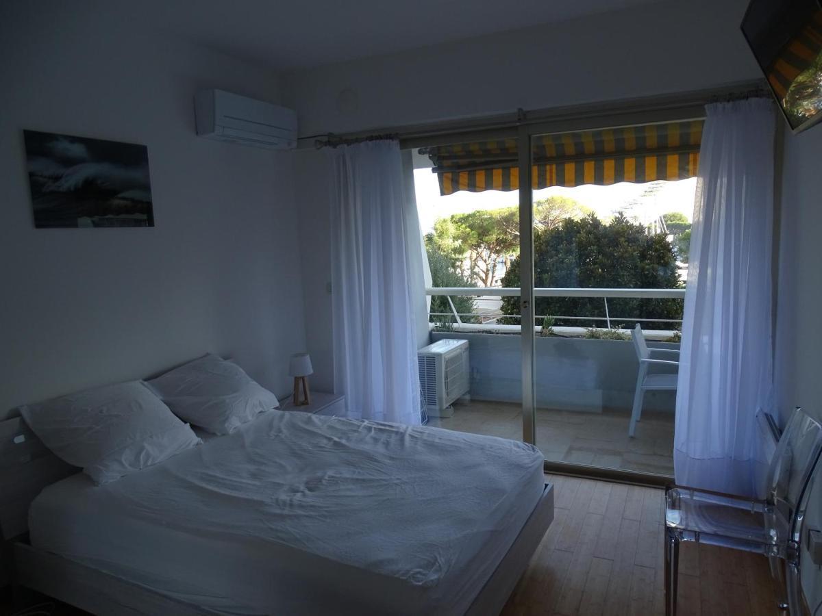 Appartement Bord De Mer Marina Baie Des Anges 빌뇌브루베 외부 사진