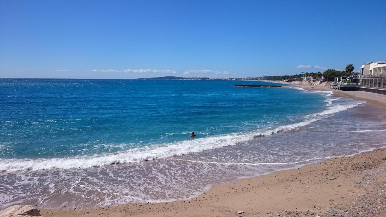 Appartement Bord De Mer Marina Baie Des Anges 빌뇌브루베 외부 사진